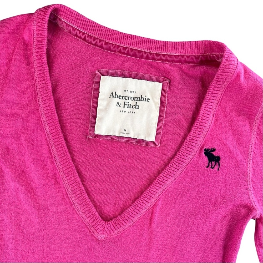 Abercrombie & Fitch Y2K Vintage Long Sleeve Hot Pink Sweater In Size Medium - Picture 3 of 7